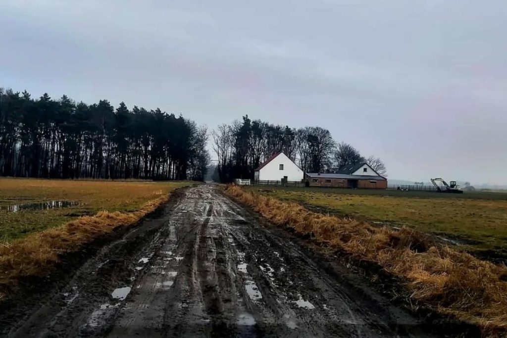 rural dirt road